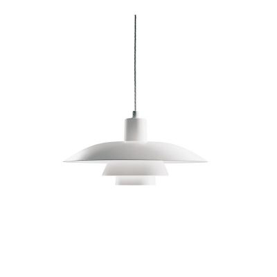 Weiße PH 4/3 Pendelleuchte von Louis Poulsen, Design-Klassiker für stilvolle Beleuchtung.